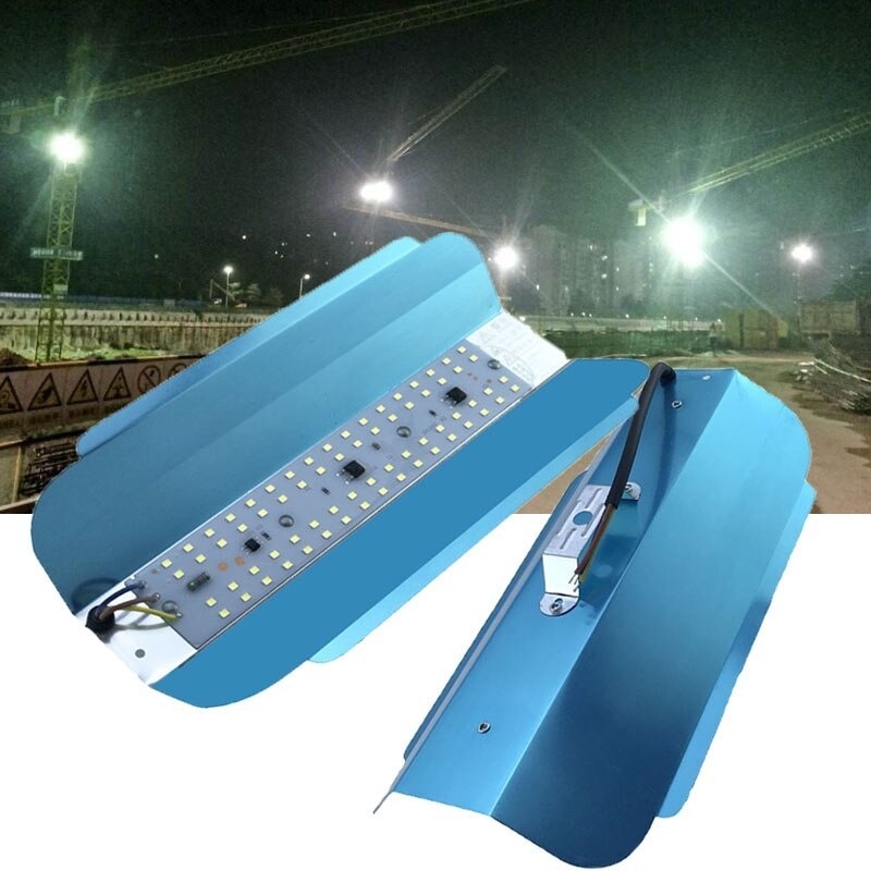 Đèn led 50w chống nước sử dụng ngoài trời chất lượng