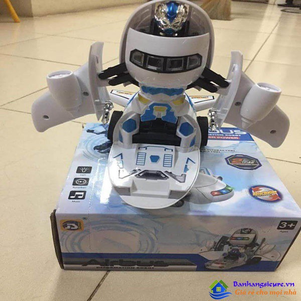 Máy bay biến hình thành robot .