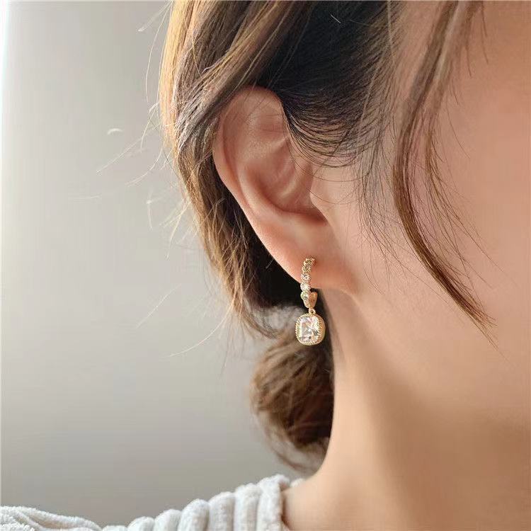 Bông tai đính đá hình vuông phong cách Hàn Quốc thời trang mới 2021