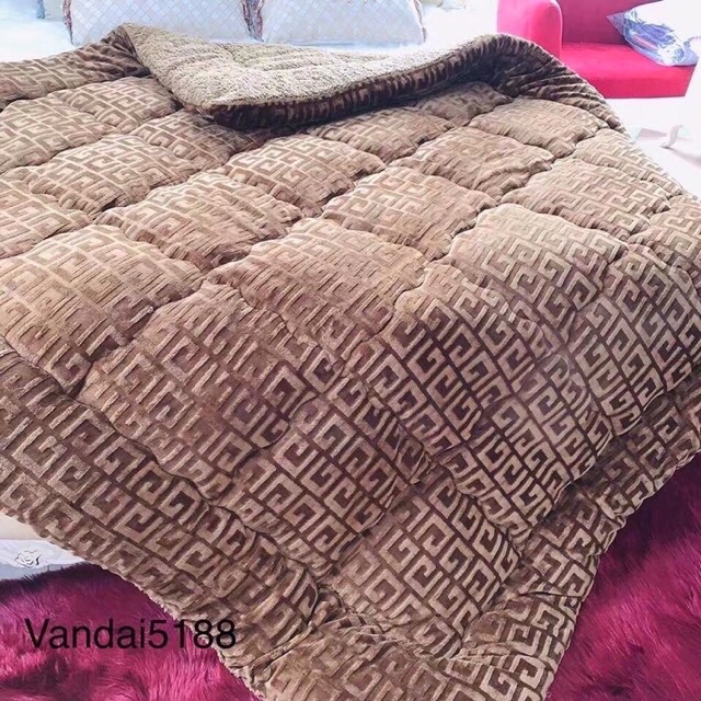 Chăn chữ vạn đại tràn kt:2mx2m2