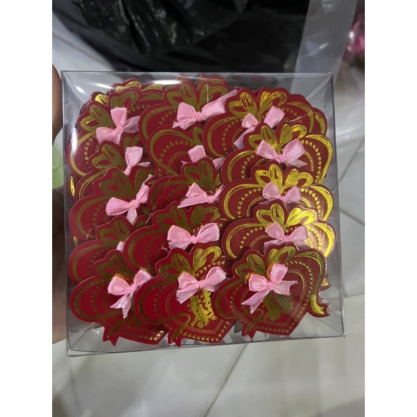 Tim nơ cài áo đám cưới