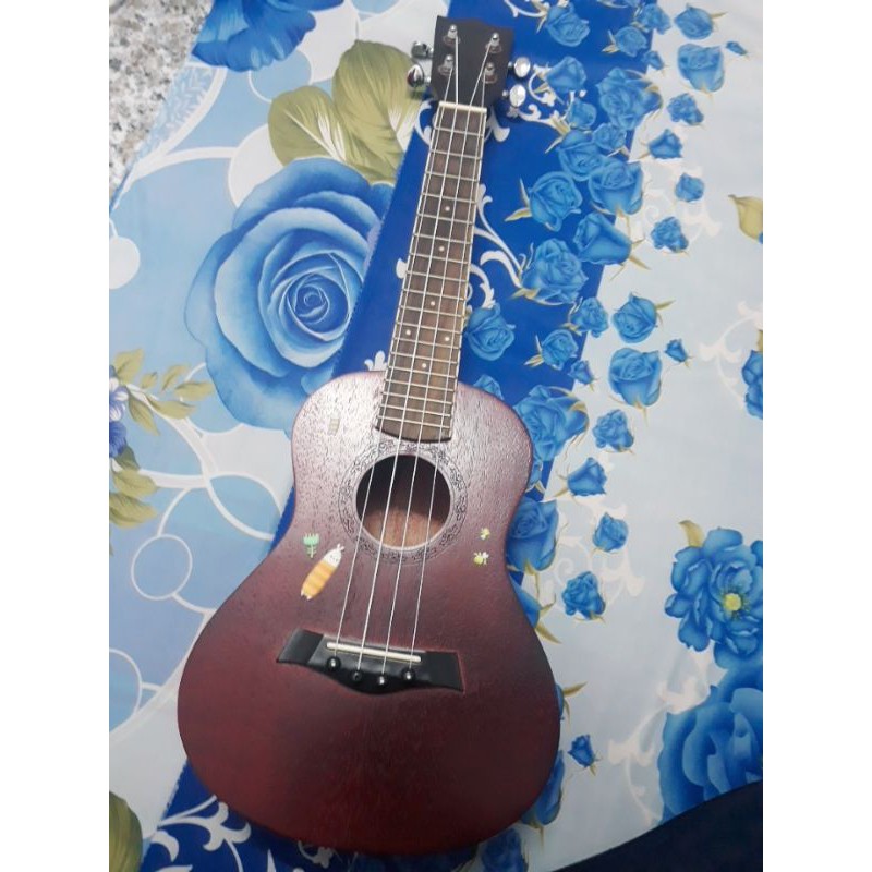 Đàn Ukulele concert gỗ xịn