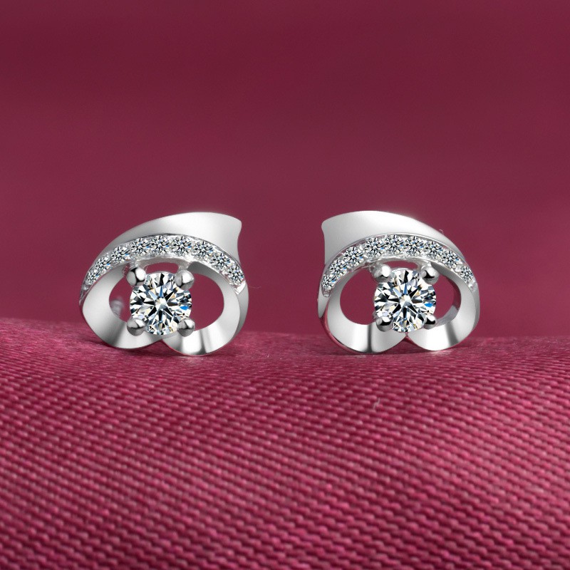 Hoa tai bạc ý 925 hình trái tim nhỏ nhắn, xinh xắn HT81