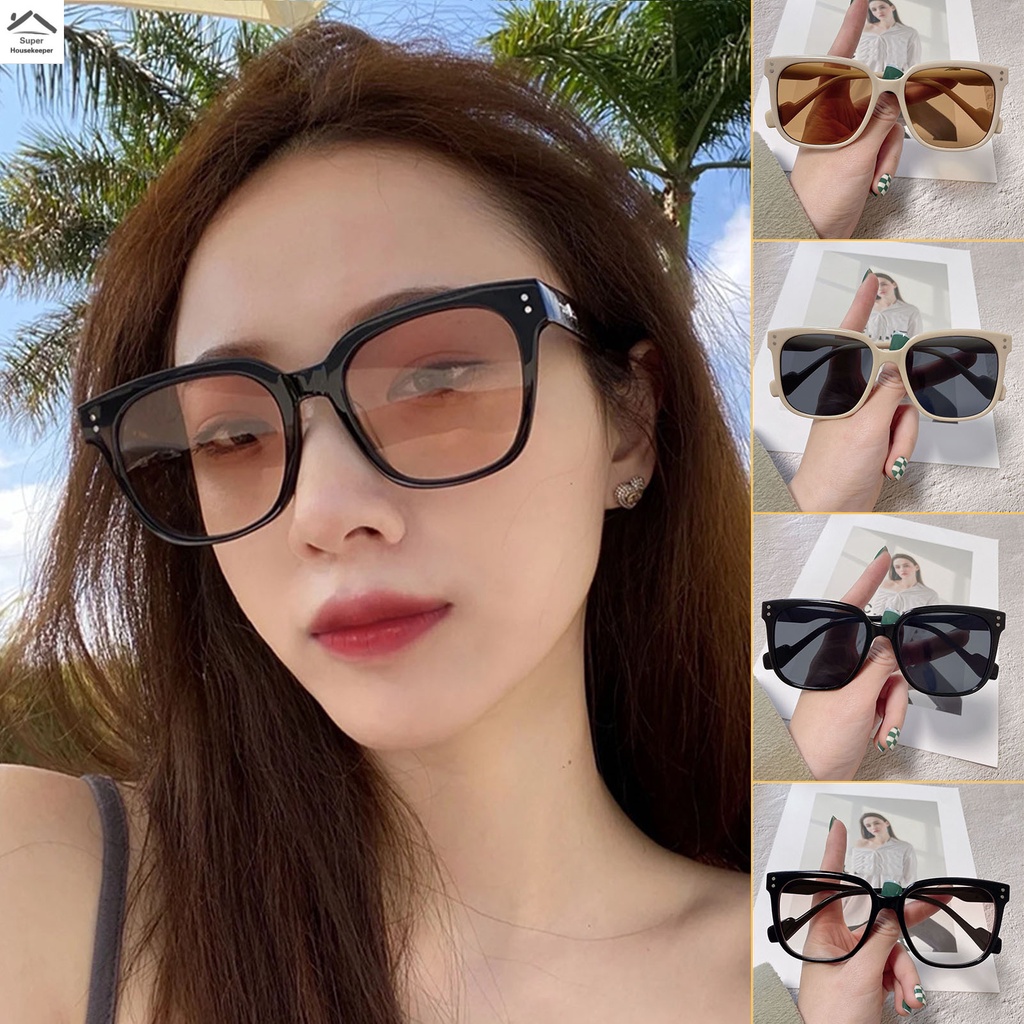 Kính Mát Màu Đen Trơn Bảo Vệ Mắt Khỏi Tia Uv Và Nắng Khi Đi Biển/Ngoài Trời Cho Nam Và Nữ