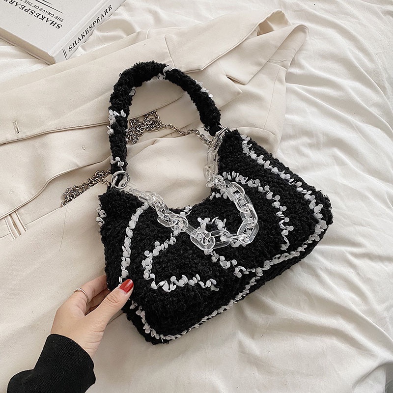 Túi Xách Lông Cừu Phối Dây Xích Đeo Vai Cá Tính Cho Nữ