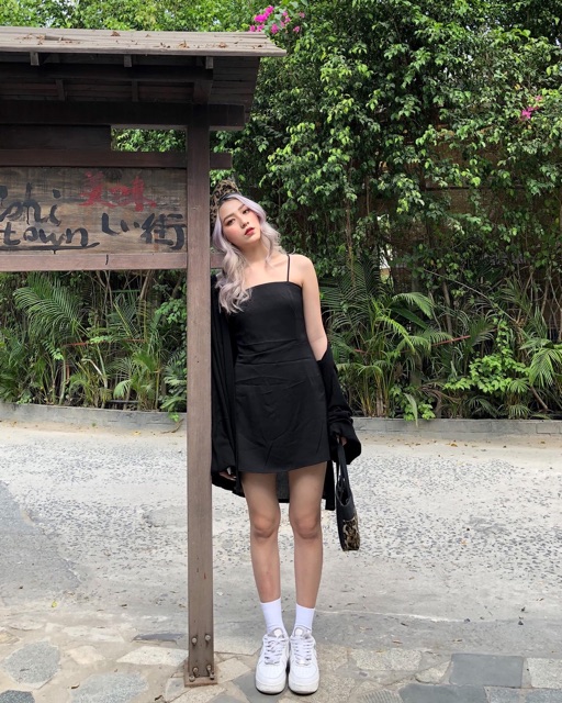 Nguyên set đầm hai dây và áo khoác | BigBuy360 - bigbuy360.vn