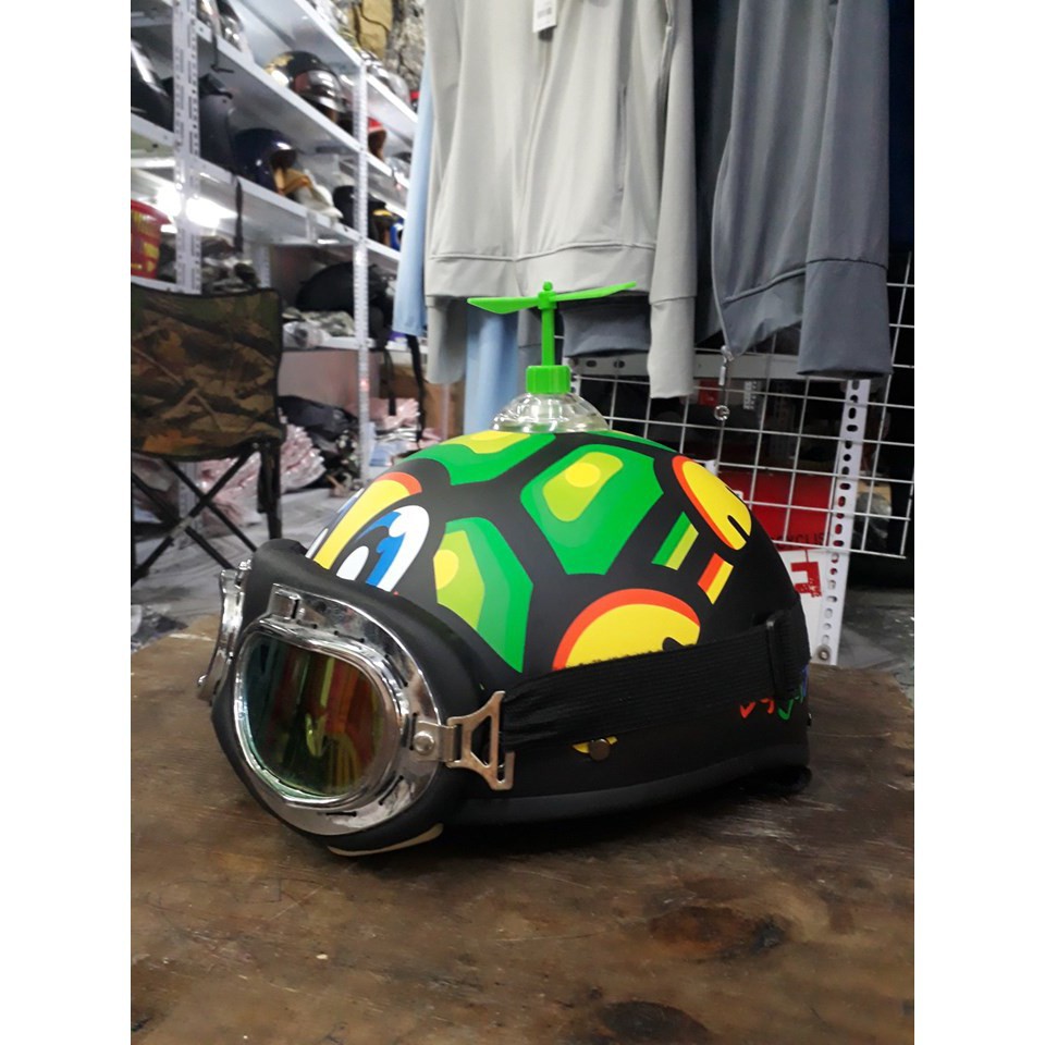 Combo mũ bảo hiểm Doremon + chong chóng