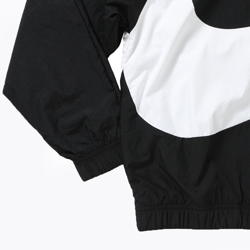 ÁO KHOÁC NIKE SWOOSH WOVEN - ĐEN/ TRẮNG