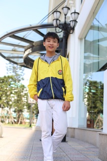 Áo khoác gió nhí và đại