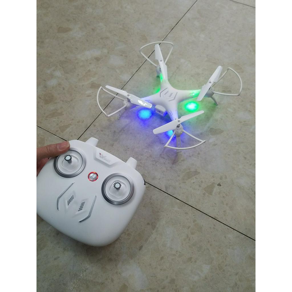 Máy bay quadcopter cỡ trung Attop W10 không camera giữ độ cao trên không