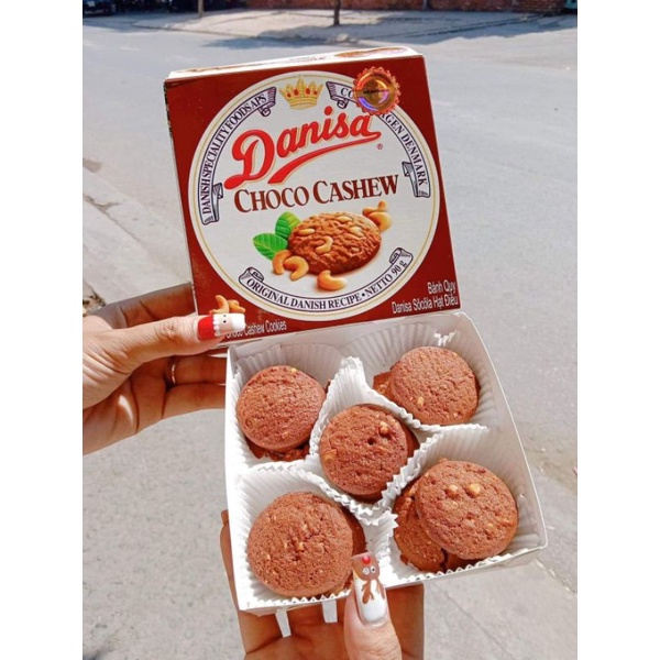 BÁNH QUY DANISA SOCOLA HẠT ĐIỀU  HỘP 90GR