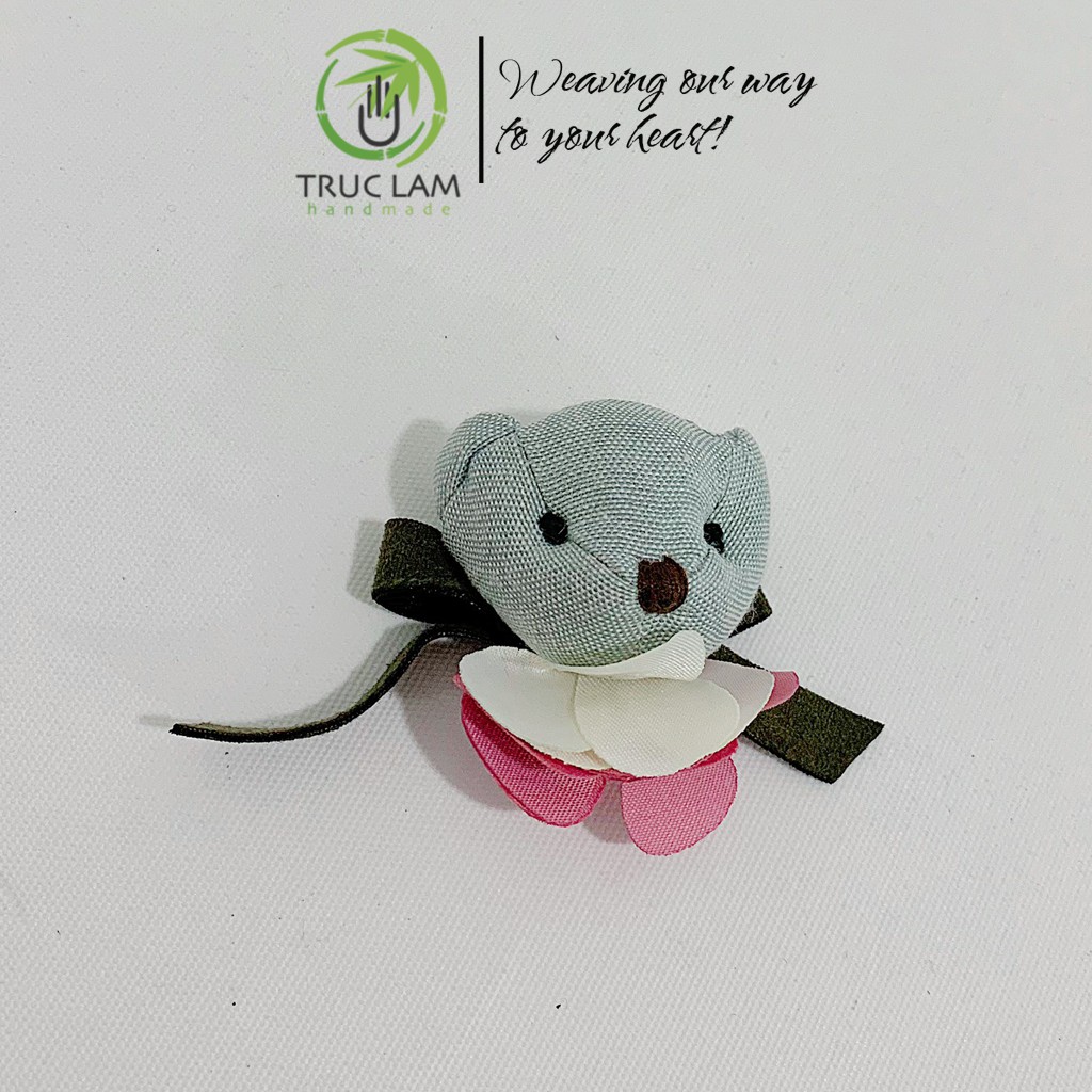Phụ Kiện Ghim Cài Aó Hình Gấu Teddy Cổ Đeo Nơ Hoa Trúc Lâm Handmade