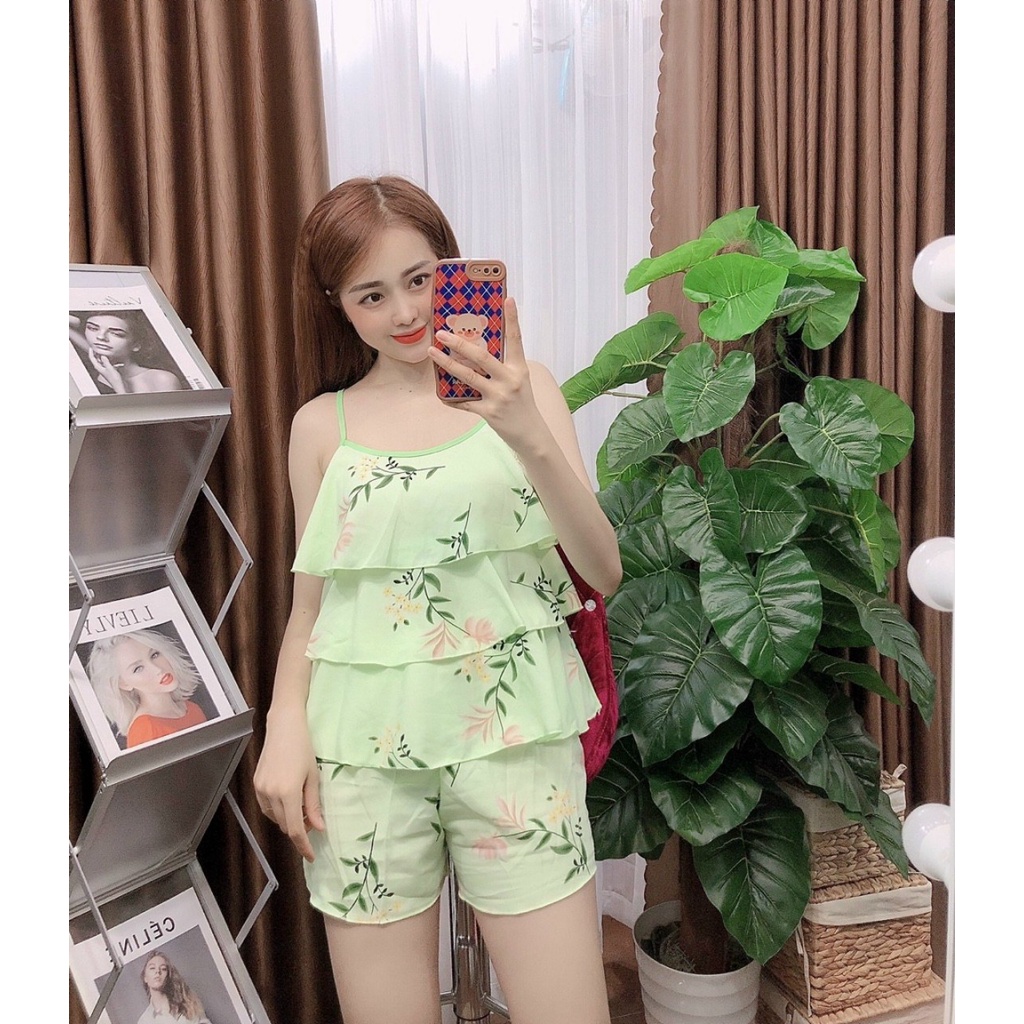 Set đồ ngủ 2 dây 3 tầng mềm mại vải lụa hàn thoáng mát , với họa tiết mới lạ siêu xinh freesize dưới 57 tùy chiều cao