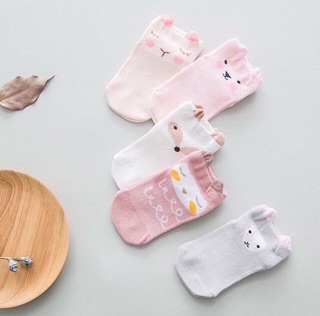 Combo yếm, mũ, tất cho bé