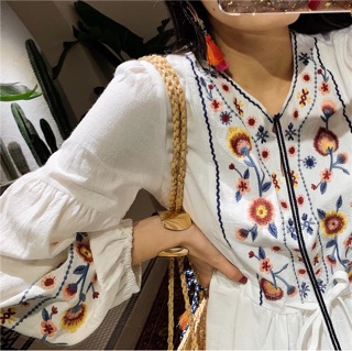 Váy thổ cẩm trắng boho vintage