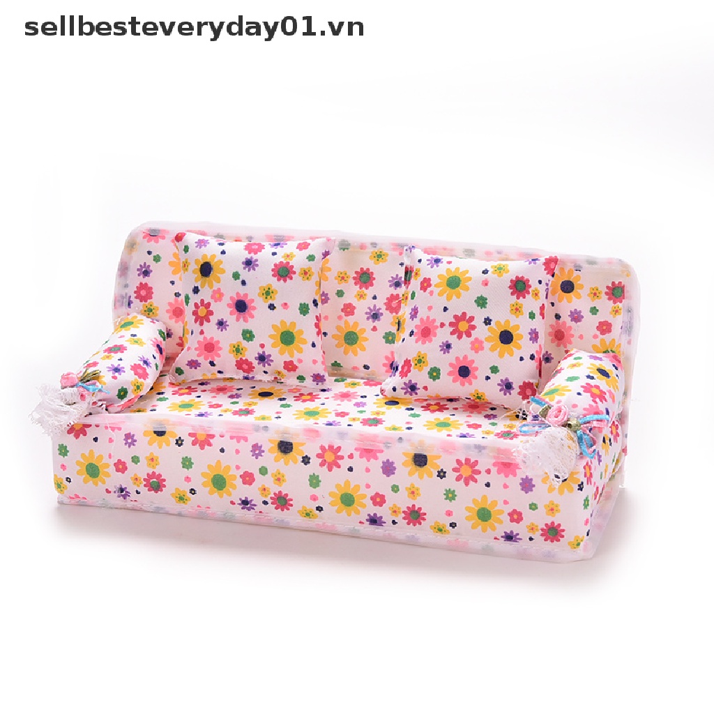 Bộ 3 cái ghế sofa và gối tựa trang trí nội thất nhà búp bê