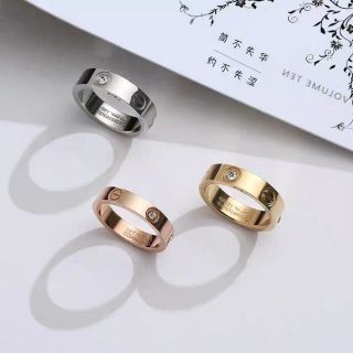 Nhẫn titan đơn giản tinh tế