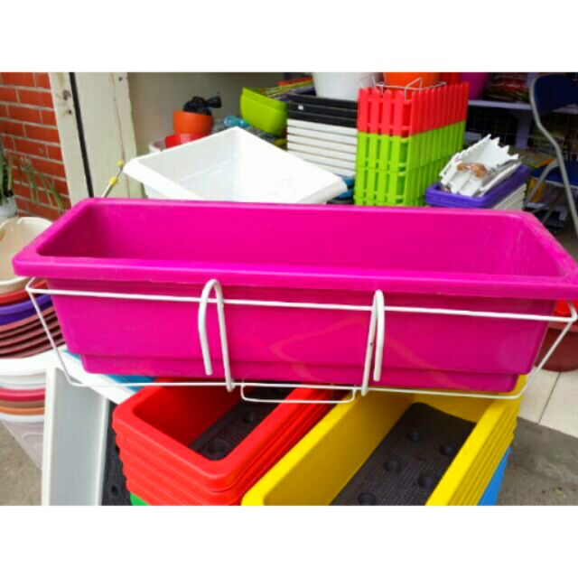 Combo 2 bộ giá sắt tim to +  chậu chữ nhật dài 68cm  ( tặng 1 lọ phân bón n3m ra rễ)