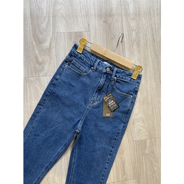 Jean loe xanh đậm