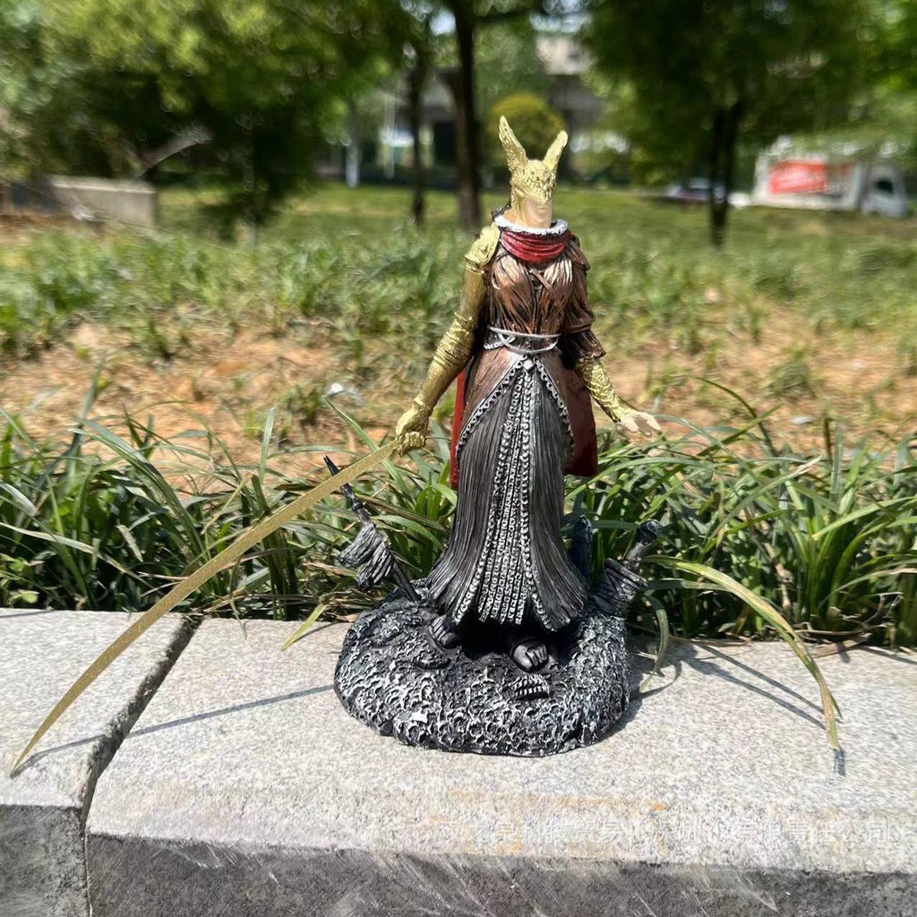 Đồ trang trí Nhân Vật Sam Elden Ring Valkyrie Trang Trí Nhà Búp Bê