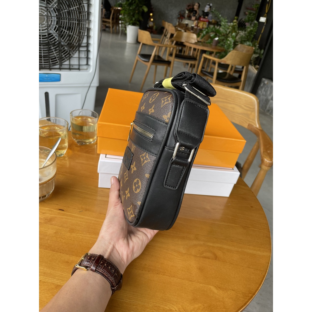 [HÀNG NEW] Túi đeo chéo nam L.v Hoa Nâu thời trang fullbox