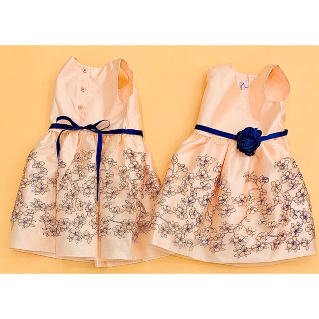 Đầm thêu hoa La Princess