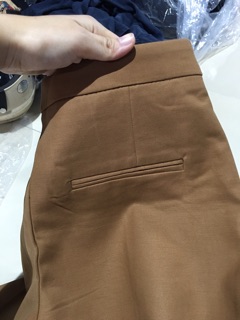Quần Mango