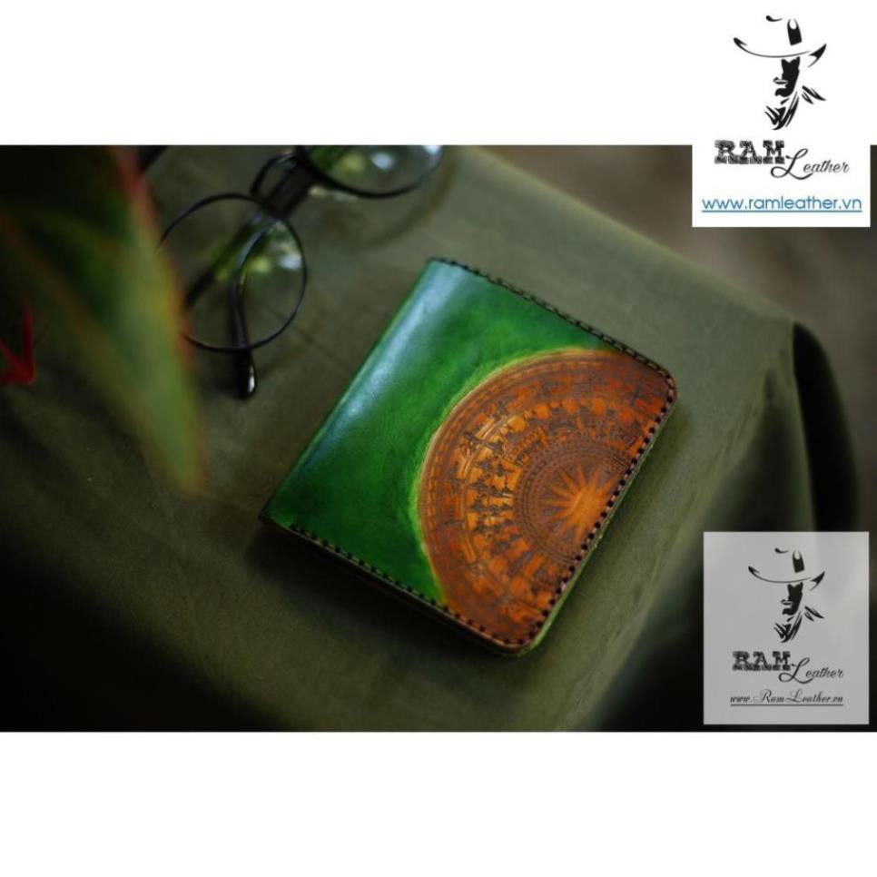 ( HÀNG CHÍNH HÃNG ) VÍ RAM TRỐNG ĐỒNG XANH LÁ DÁNG ĐỨNG (DA BÒ THUỘC THẢO MỘC) - MỆNH HỎA VÀ MỆNH MỘC RAM LEATHER *