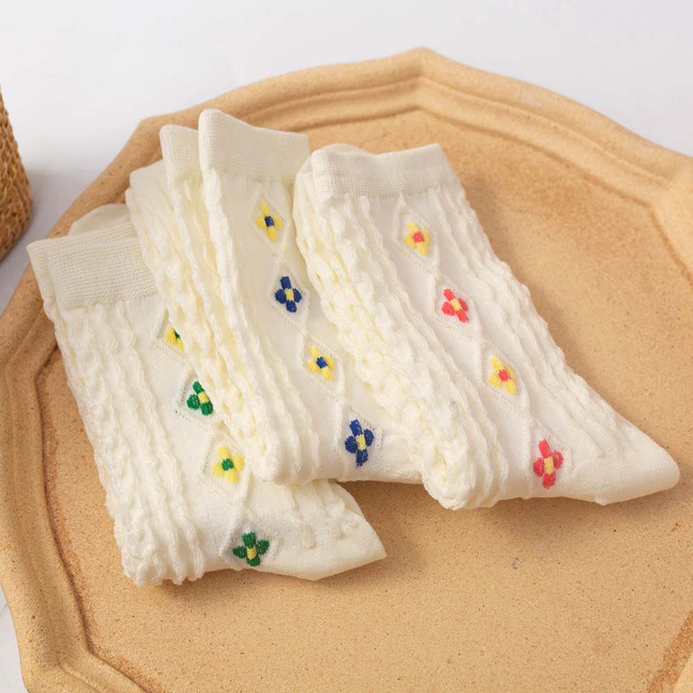 Đôi Vớ Cotton Màu Trắng In Họa Tiết Hoa / Hình Thoi Dễ Thương Dành Cho Nữ