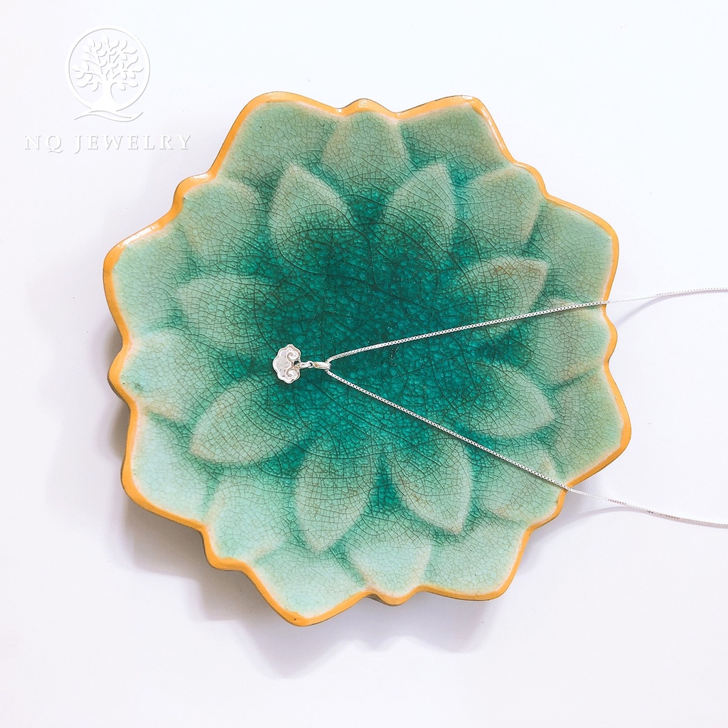 Charm bạc mặt khóa như ý treo - Ngọc Quý