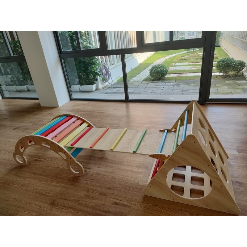 Tam giác vận động 4 mặt chuyển đổi, đồ chơi vận động Montessori