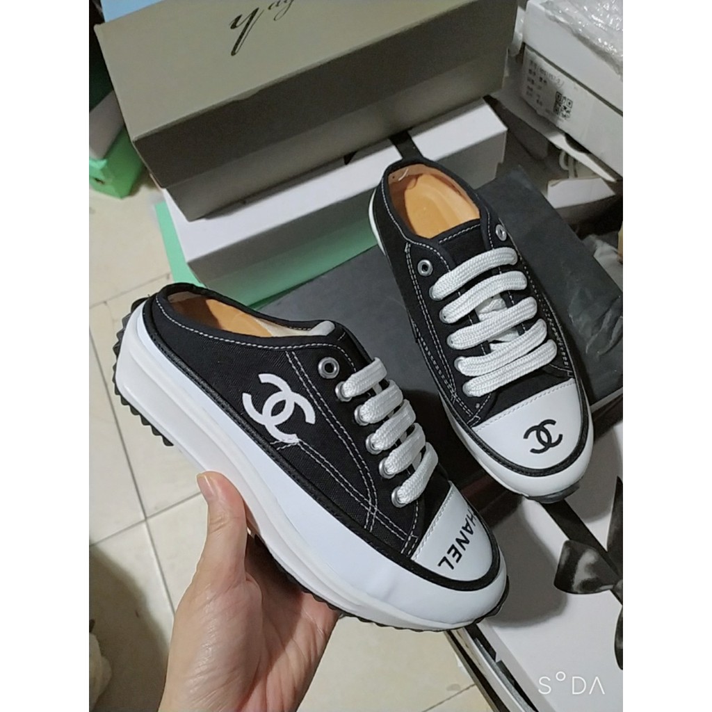 Giày độn đế nữ dáng sục thời trang phong cách hiện đại S40 | BigBuy360 - bigbuy360.vn