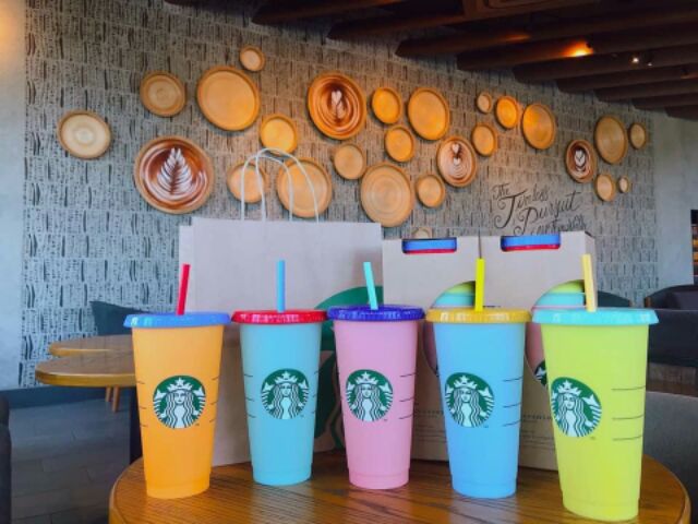 Ly Uống Nước Starbucks Đổi Màu 24 Oz Có Nắp Đậy Và Ống Hút