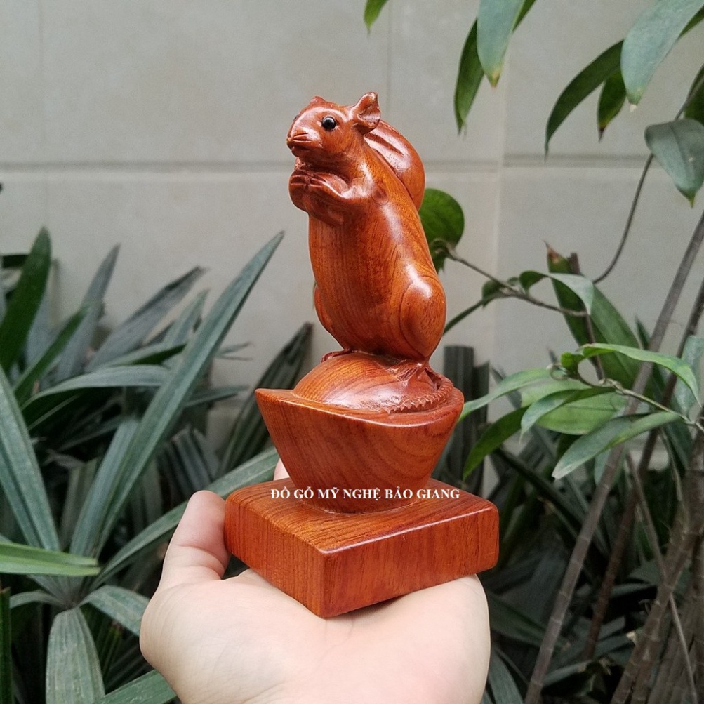 Tượng con chuột gỗ hương cao 15 cm