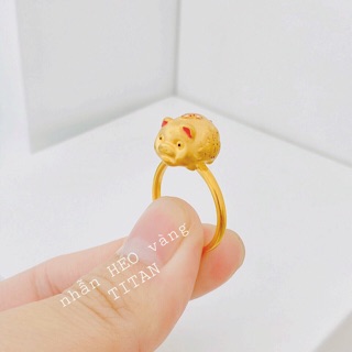 Nhẫn titan ko đEn Con Heo NT081