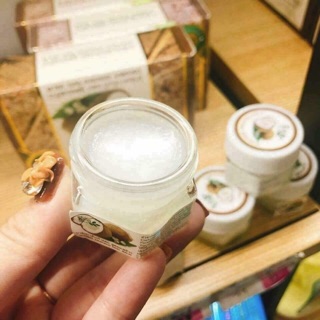 Dầu cù là dừa trị nứt tay chân thái lan