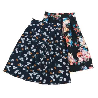 Chân váy hoa xếp ly dáng dài