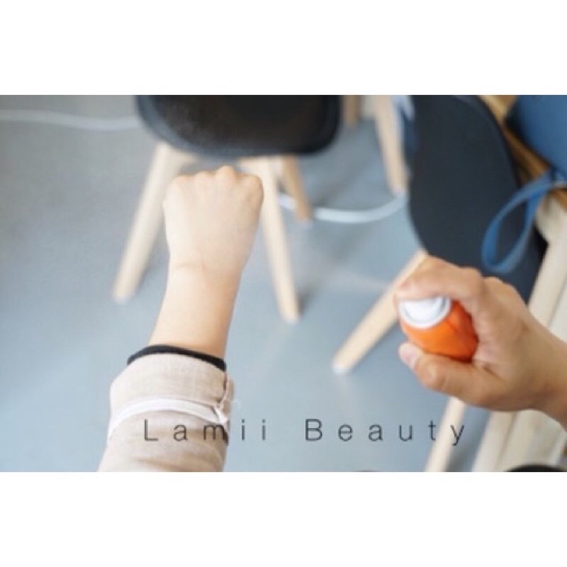 Xịt chống nắng Jayjun Real Water Brightening Black Sun Spray SPF50+PA++++