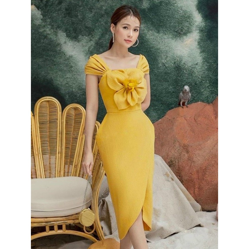 HÀNG THIẾT KẾ - ĐẦM BODY 2 DÂY MÀU VÀNG NGỰC HOA CAO CẤP - ZBT51350