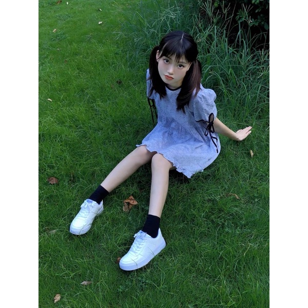 Giày trắng mẫu mới 2022