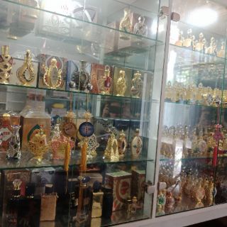 Tinh dầu dubai thiết kế cao cấp.