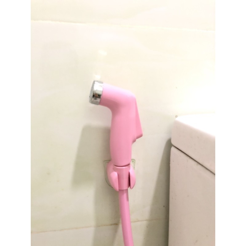 Vòi xịt vệ sinh màu hồng bằng nhựa độc đáo