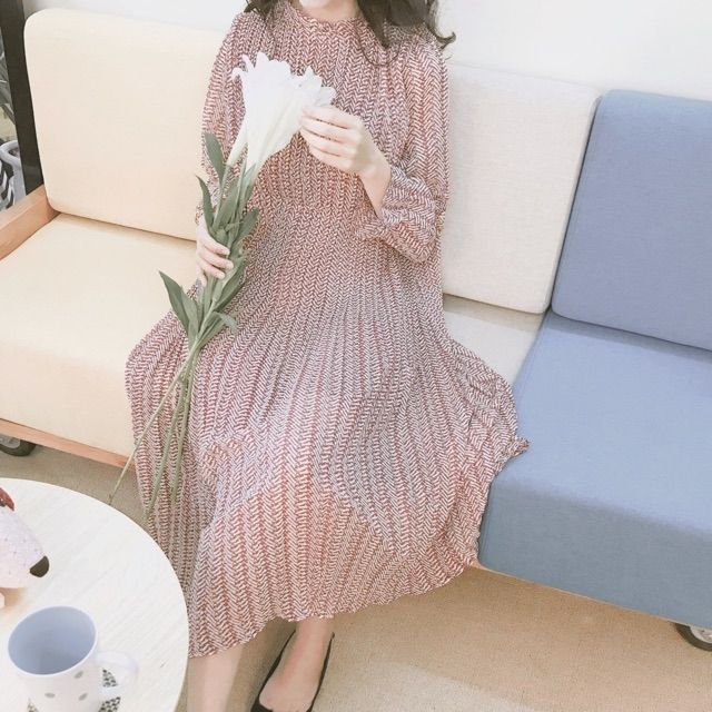 Váy dài nữ tính