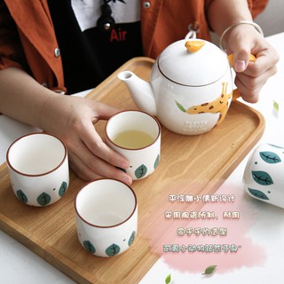 Bộ uống trà sứ kute