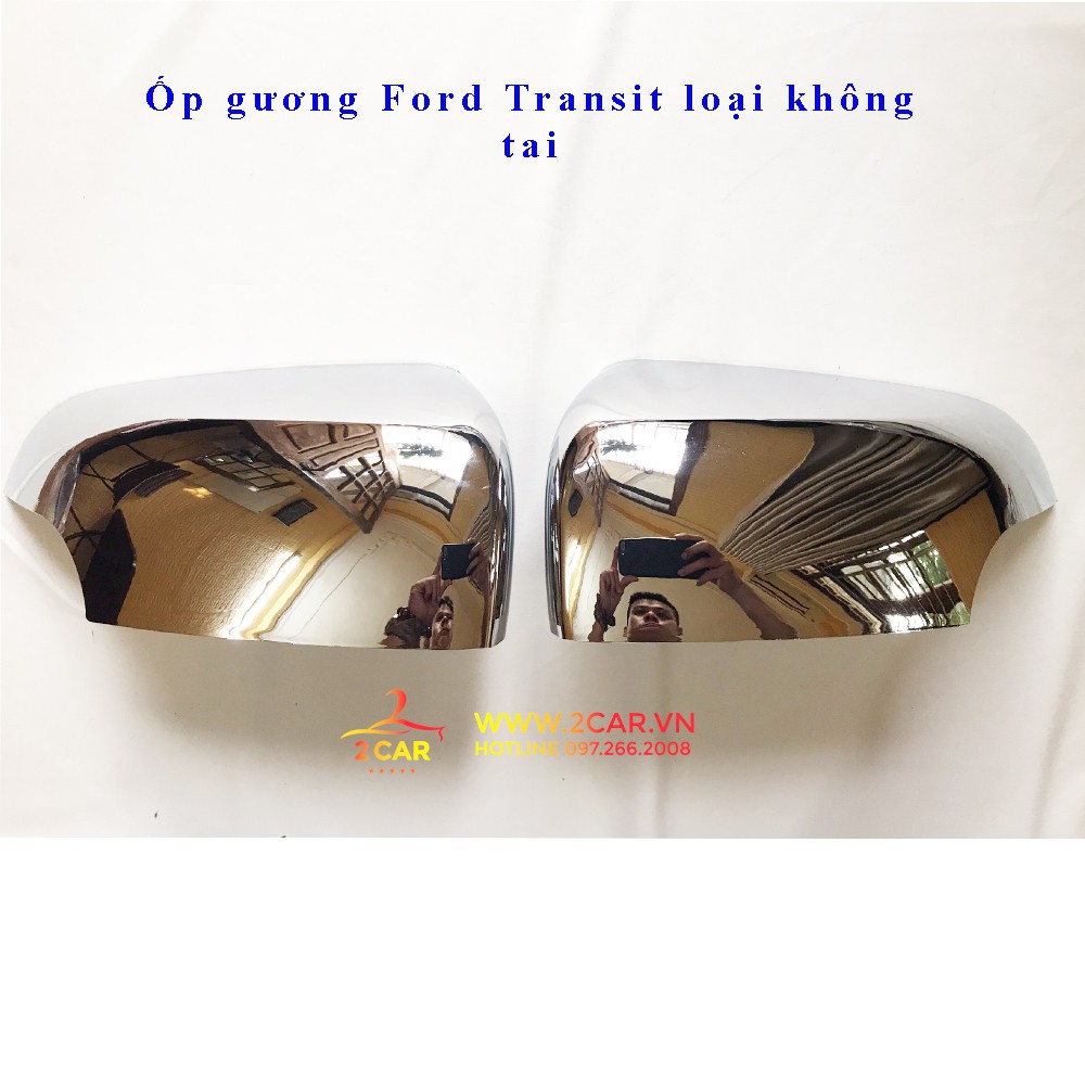 Ốp gương chiếu hậu xe Ford Transit loại không tai