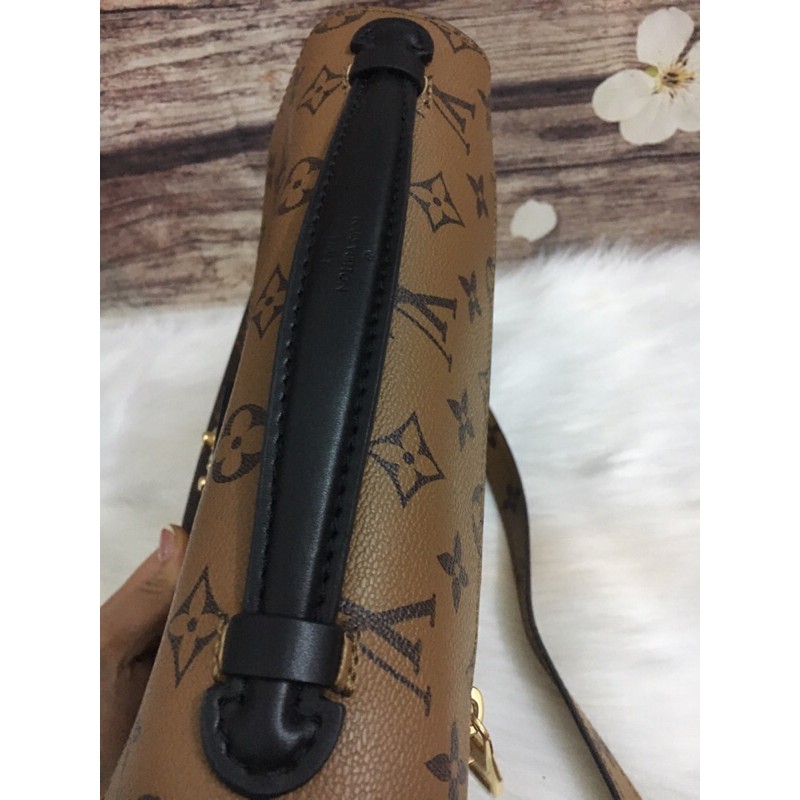 Túi xách dễ thương mới 85% sale 300k