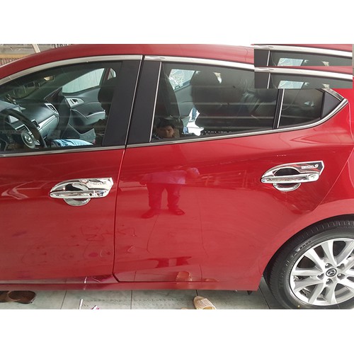 Ốp hõm cửa xe Mazda 3