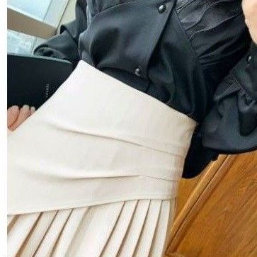 (Chuyên Big size) chân váy xếp ly màu trắng nhún sườn trong có quần C093 | BigBuy360 - bigbuy360.vn