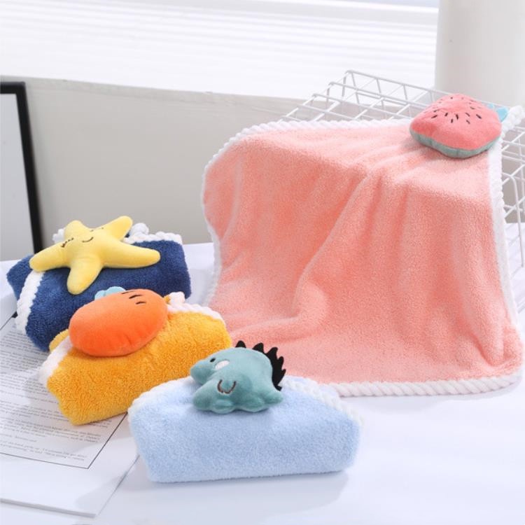 Khăn Lau Tay Bằng Vải Nhung San Hô Mềm Mại Nhanh Khô Thấm Hút Tốt In Họa Tiết Hoạt Hình Đáng Yêu Cho Bé