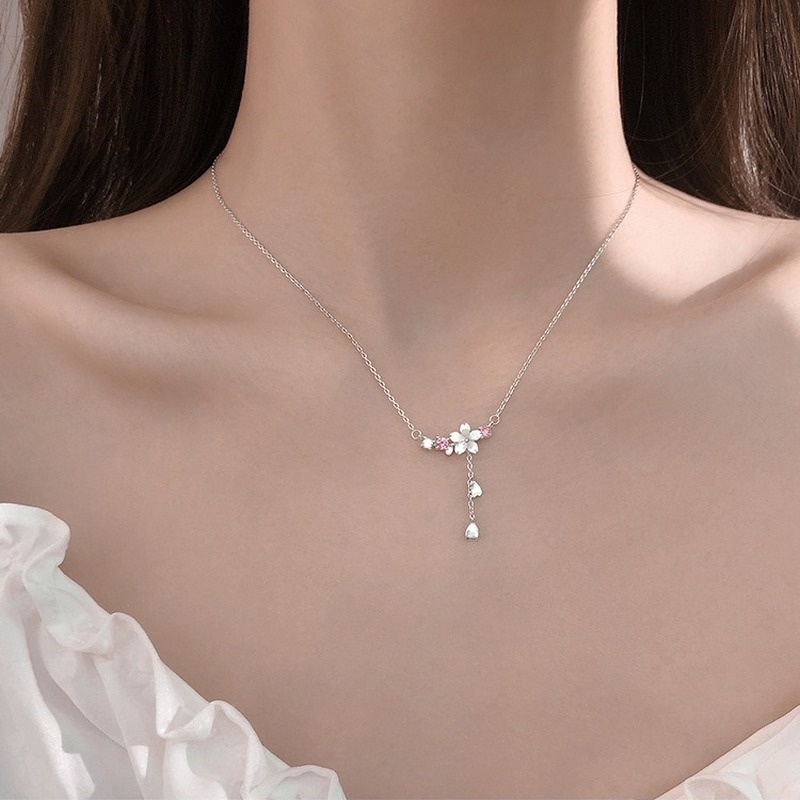 Vòng Cổ Tua Rua Màu Hồng Hoa Anh Đào Cách Điệu Thời Trang Sang Trọng Đơn Giản Phiên Bản Hàn Quốc